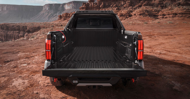 toyota-2026-features-design-tacoma-trailhunter-bronze-oxide-tailgate-p
