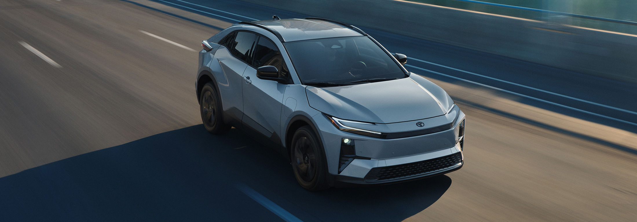 toyota-2026-features-hero-c-hr-se-cement-l