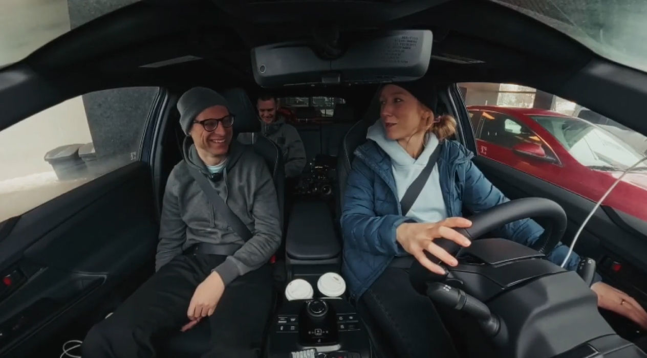 toyota-2026-features-performance-bz-video-thumb-v2-l