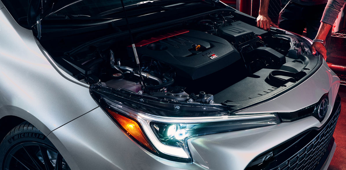 toyota-2026-features-performance-gr-corolla-core-white-engine-l