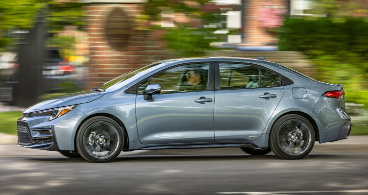 toyota-2026-features-preformance-big-driving-fun-corolla-xse-awd-celestite-l