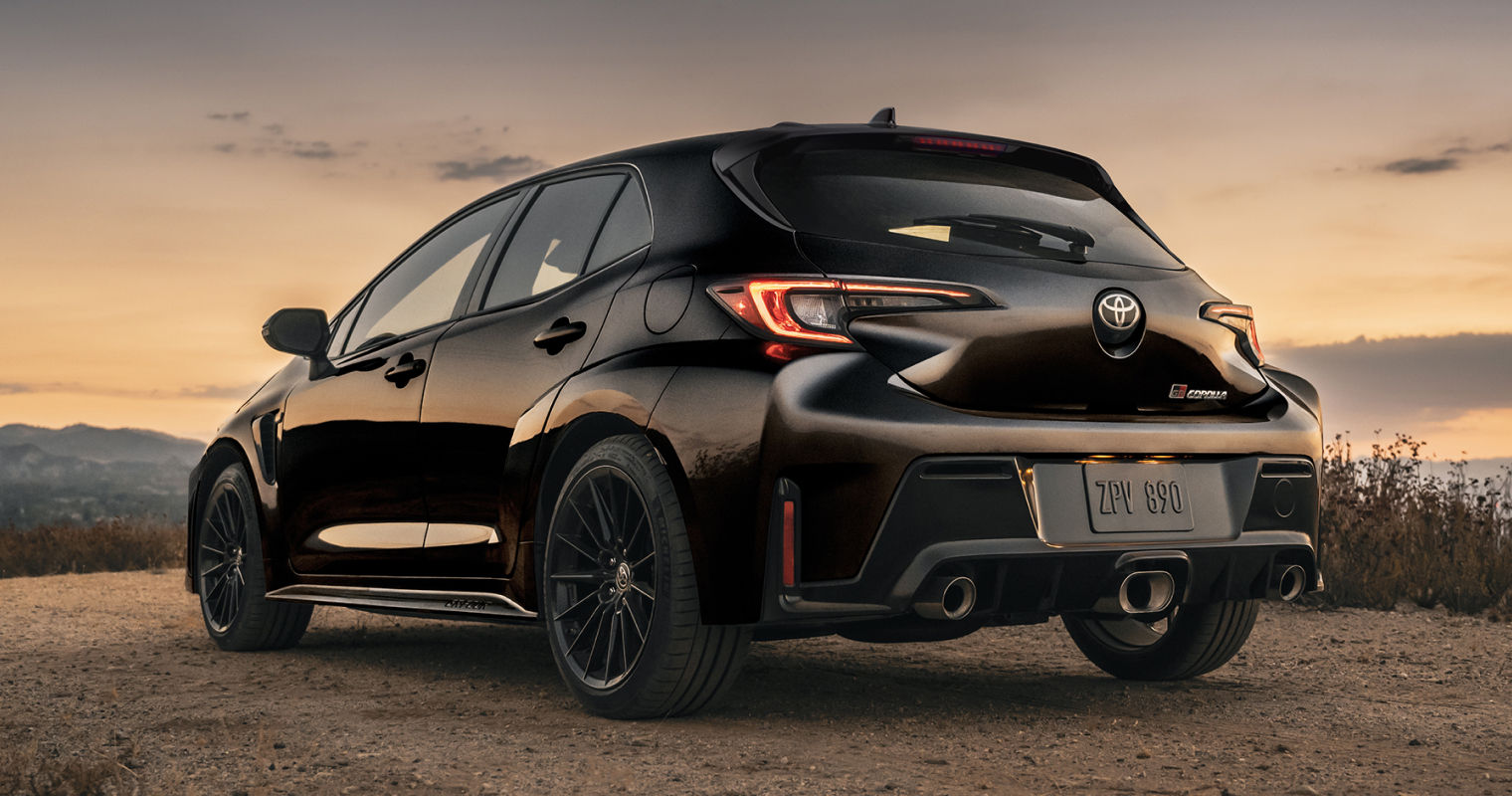 toyota-2026-features-safety-gr-corolla-core-black-rear-l