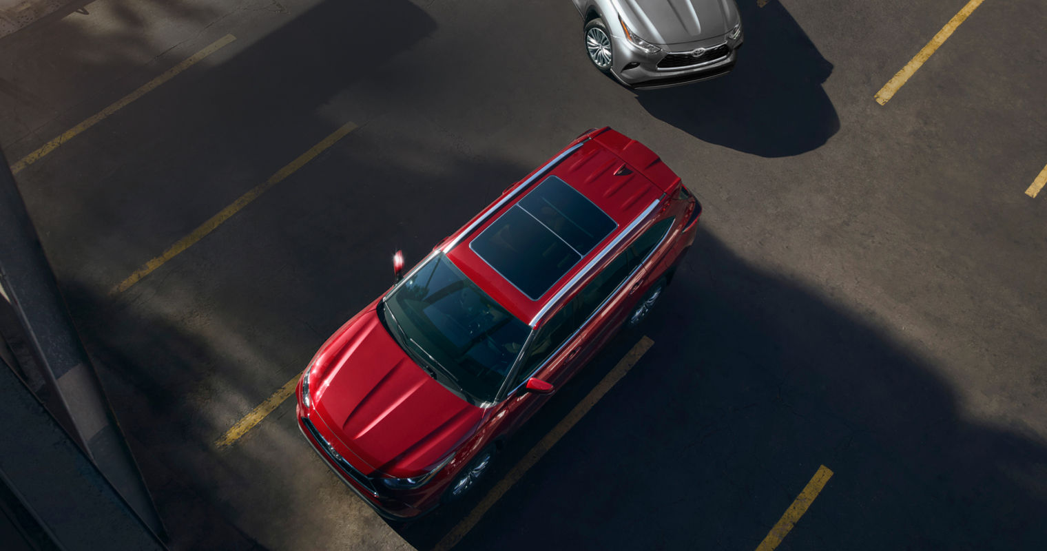toyota-2026-features-safety-hero-highlander-hybrid-platinum-ruby-flare-pearl-and-heavy-metal-l