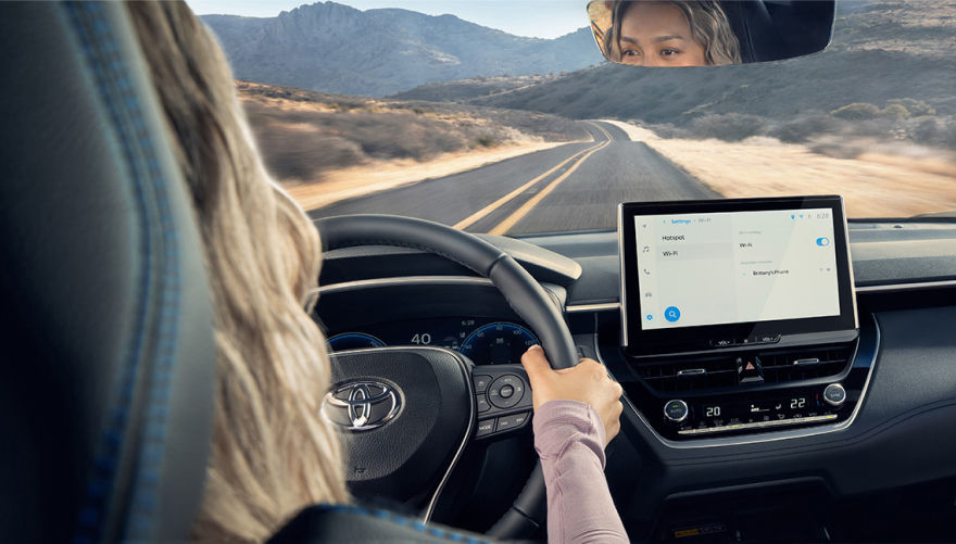 toyota-2026-features-technology-corolla-cross-interior-toyota-multimedia-system-l