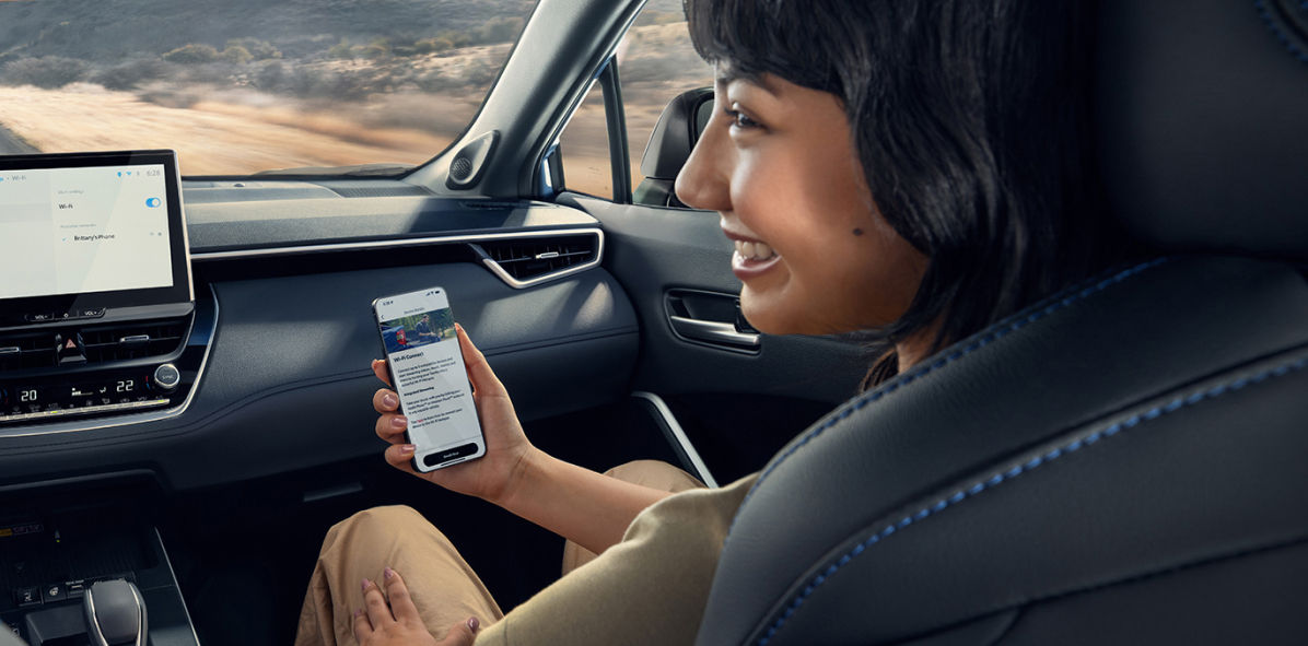 toyota-2026-features-technology-corolla-cross-interior-wireless-connectivity-l