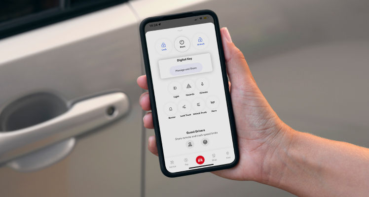 toyota-2026-features-technology-digital-key-prius-en-p