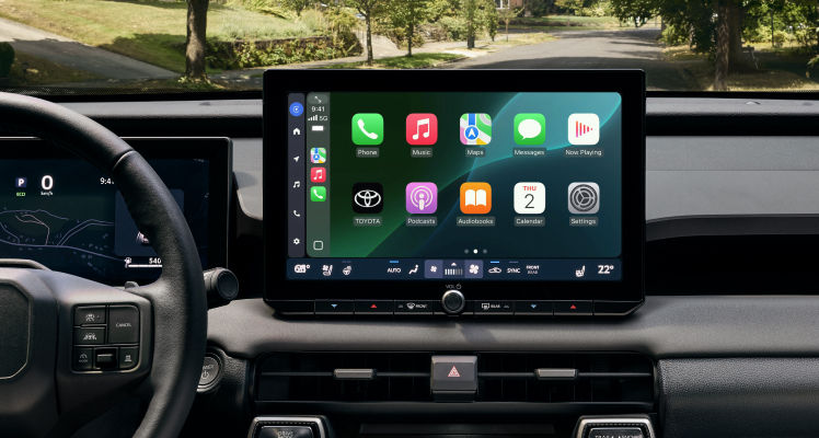 toyota-2026-features-technology-touchscreen-rav4-limited-p