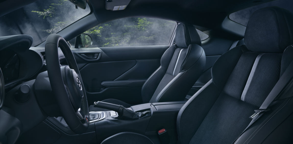toyota-2026-gr86-features-design-interior-front-seats-l