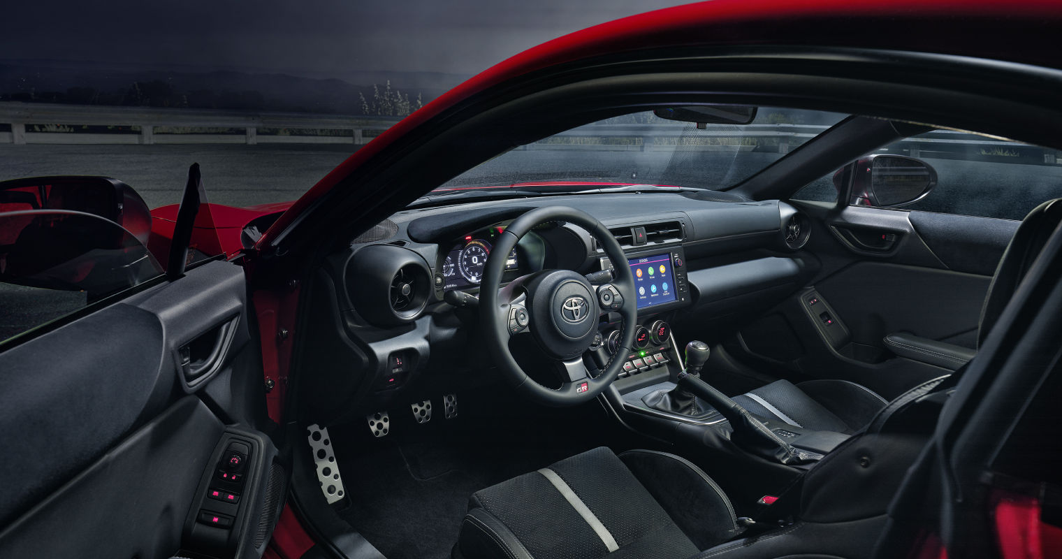 toyota-2026-gr86-features-design-interior-l