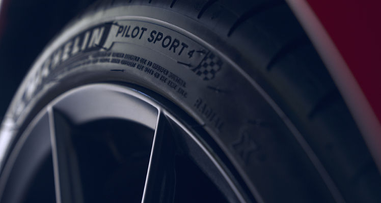 toyota-2026-gr86-features-performance-pilot-sport-tire-p