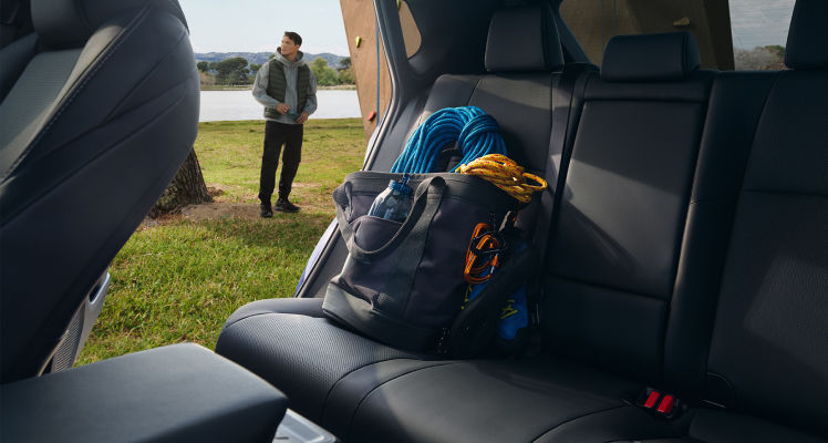 toyota-2027-features-design-bz-limited-black-softex-rear-seats-p