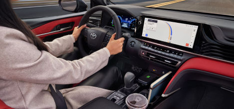 toyota-2027-features-design-camry-xse-cockpit-red-leather-interior-s