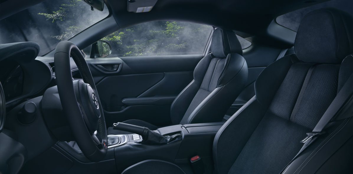 toyota-2027-features-design-gr86-interior-front-seats-l
