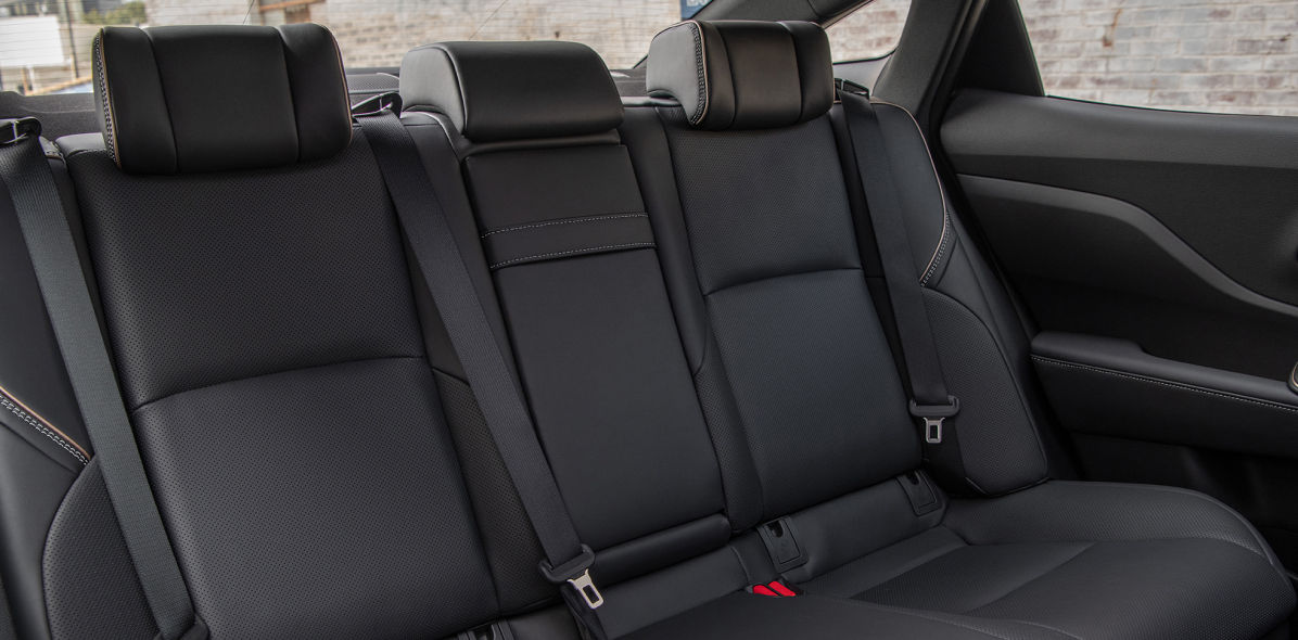 toyota-2027-features-design-seating-crown-limited-black-leather-seats-l