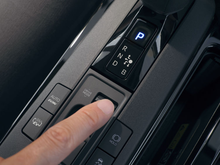 toyota-2027-features-how-it-works-prius-plug-in-hybrid-drive-modes-l