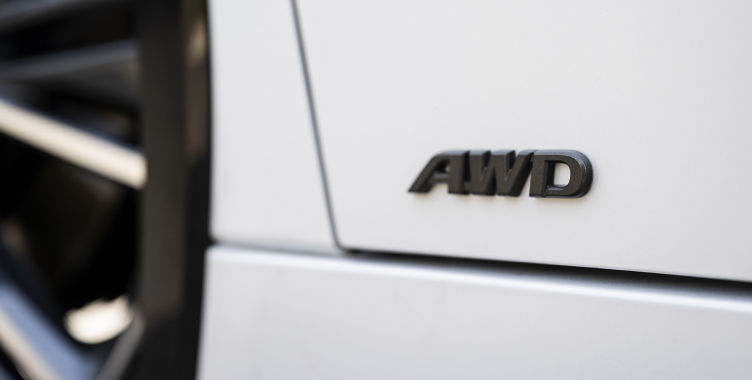 toyota-2027-features-performance-awd-prius-limited-awd-wind-chill-pearl-l