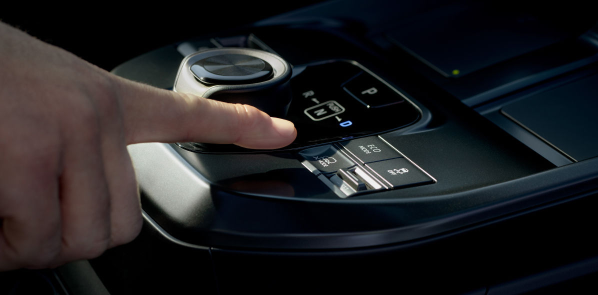toyota-2027-features-performance-bz-limited-black-softex-dial-shift-l