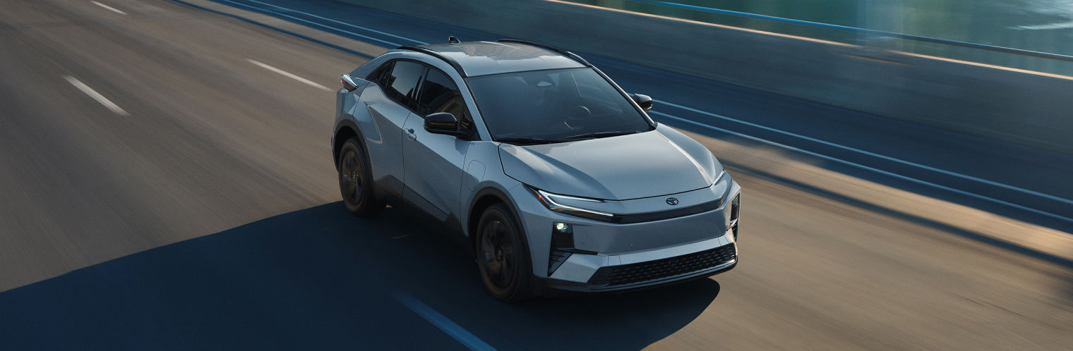 toyota-2027-features-performance-c-hr-se-cement-l