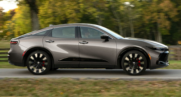 toyota-2027-features-performance-platinum-rear-eaxle-crown-platinum-heavy-metal-p