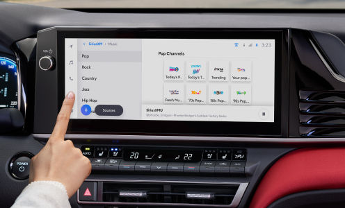 toyota-2027-features-technology-camry-multimedia-touchscreen-l