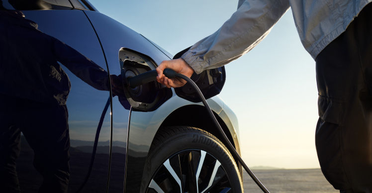 toyota-bev-landing-page-charging-cta-2026-bz-limited-blueprint-p