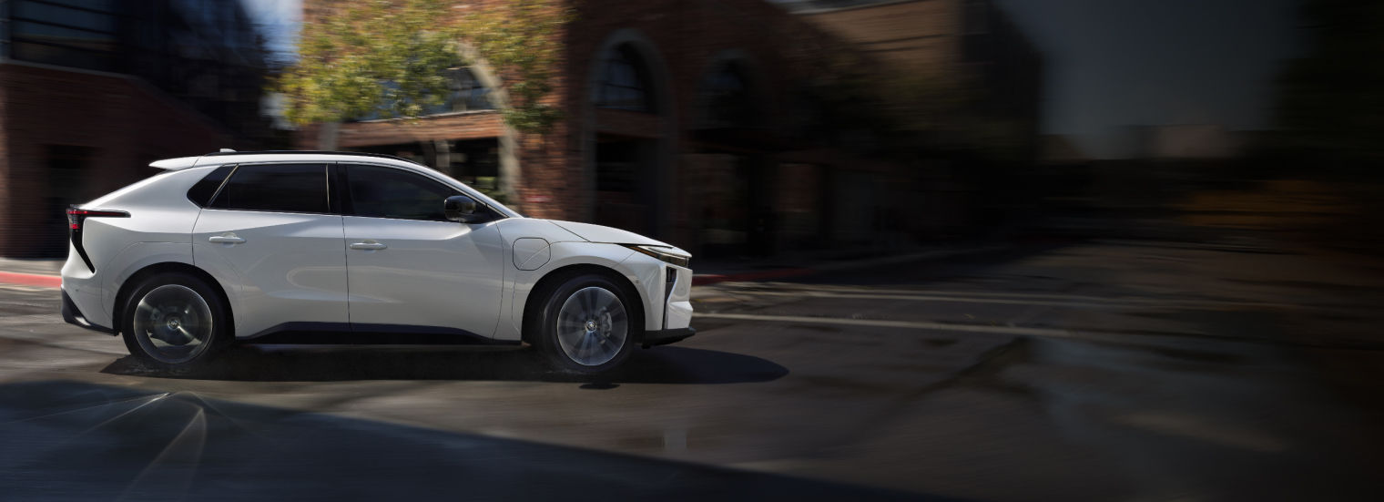 toyota-bev-owners-guide-learn-more-2026-bz-limited-wind-chill-pearl-l