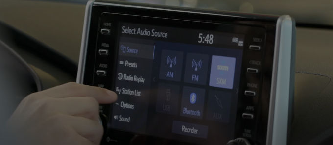 toyota-connected-technology-siriusxm-video-en-l