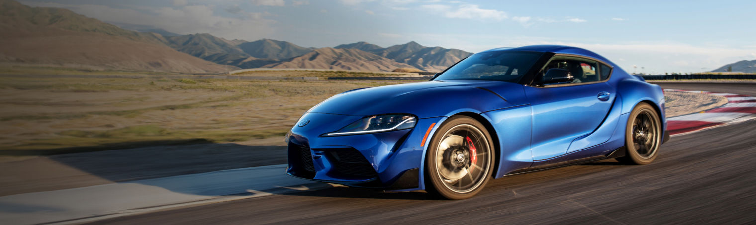 toyota-overview-awards-2024-supra-3.0-premium-mt-stratosphere-blue-canadian-black-book-awards-l