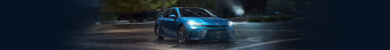 toyota-register-for-updates-2025-camry-xle-ocean-gem@2x