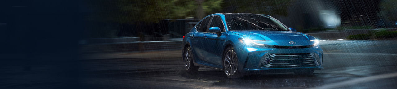 toyota-register-for-updates-2027-camry-xle-ocean-gem-l