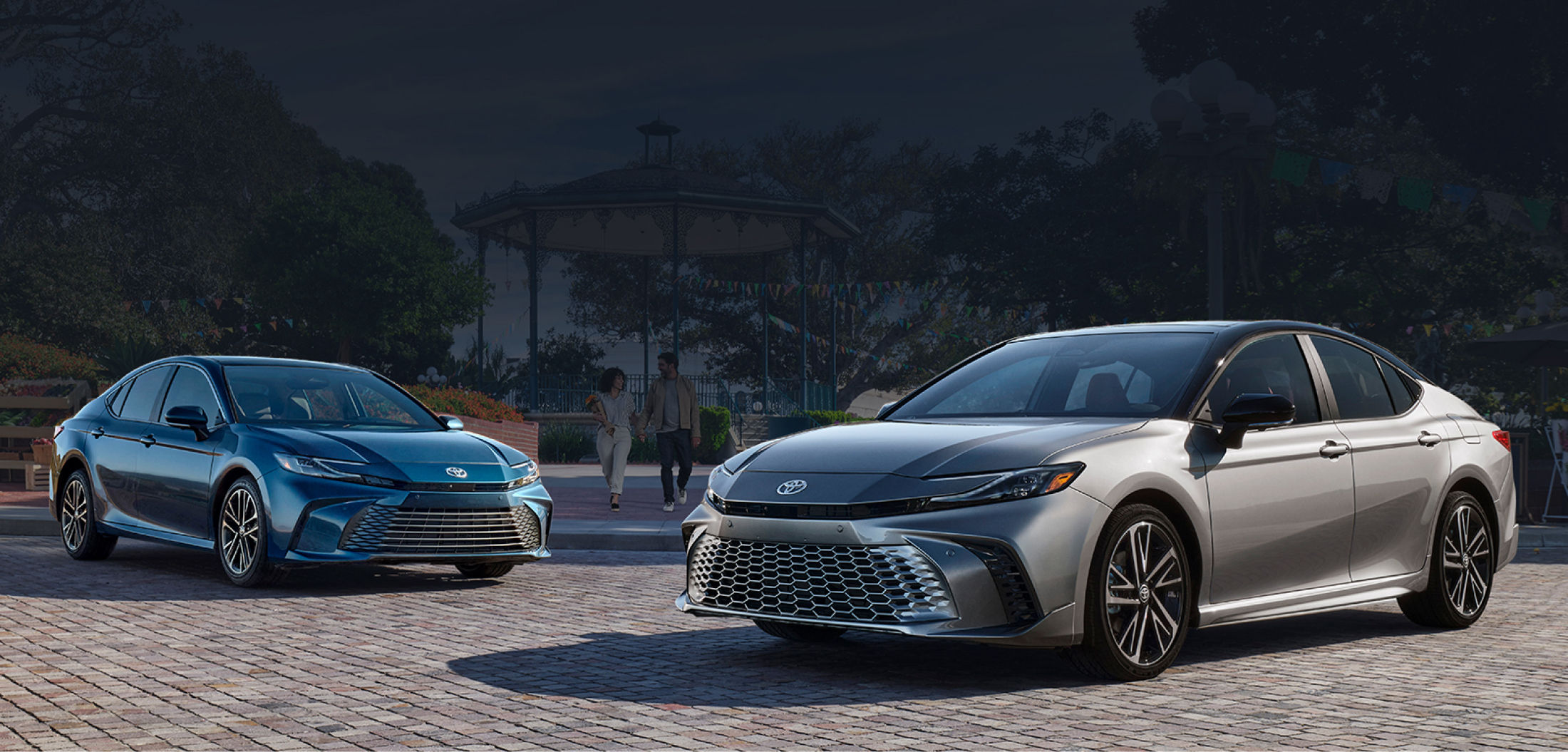 toyota-sedans-hatchbacks-sports-cars-hero-2026-camry-xle-ocean-geam-camry-xse-heavy-metal-l