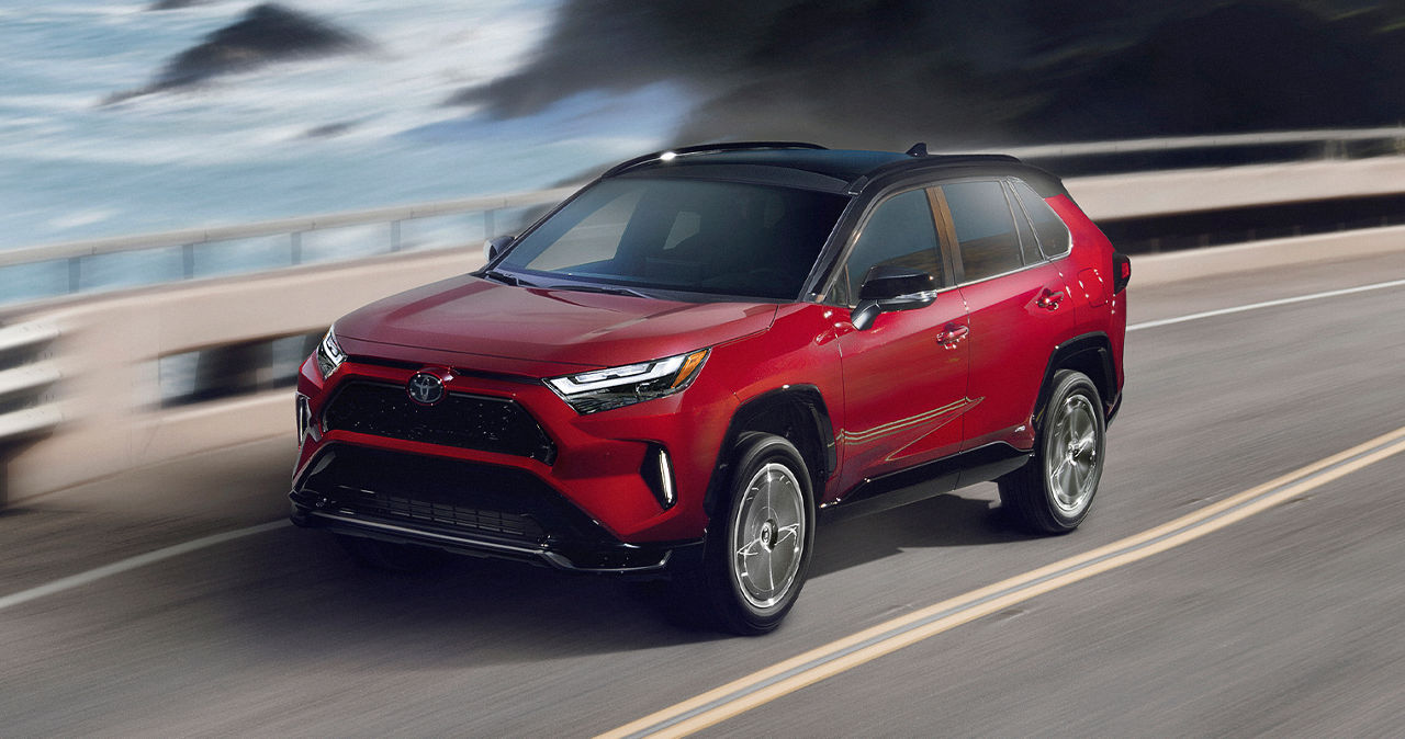 toyota-suv-crossover-minivan-2025-rav4-plug-in-hybrid-xse-supersonic-red-l