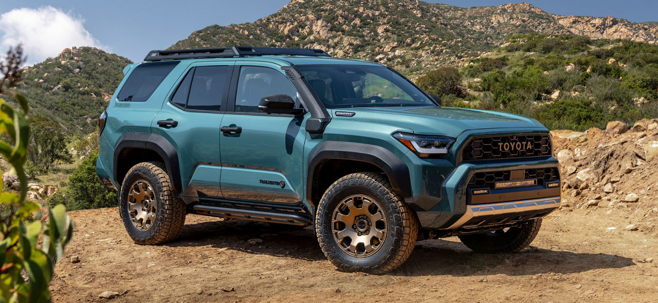 toyota-trucks-family-lineup-2025-4runner-hybrid-trailhunter-everest-l