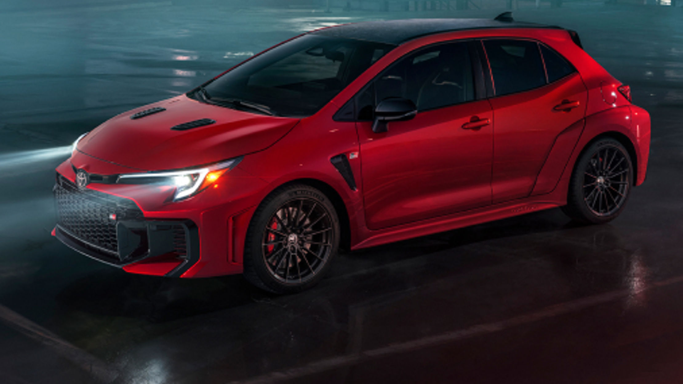 styleguide_toyota-2025-gr-corolla-premium-at-exterior-supersonic-red-tile-l