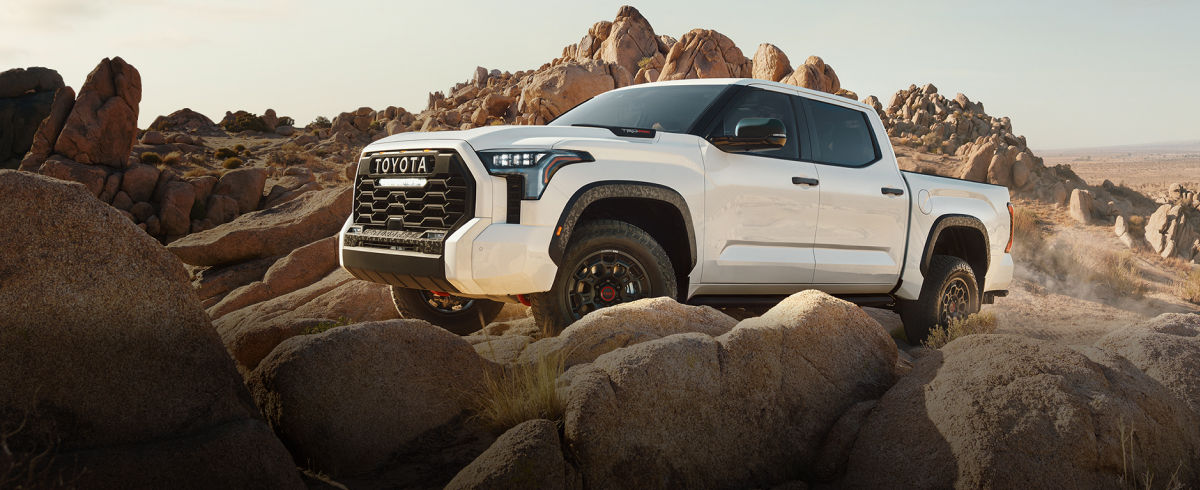 styleguide_toyota-home-2024-tundra-hybrid-limited-trd-pro-white-m