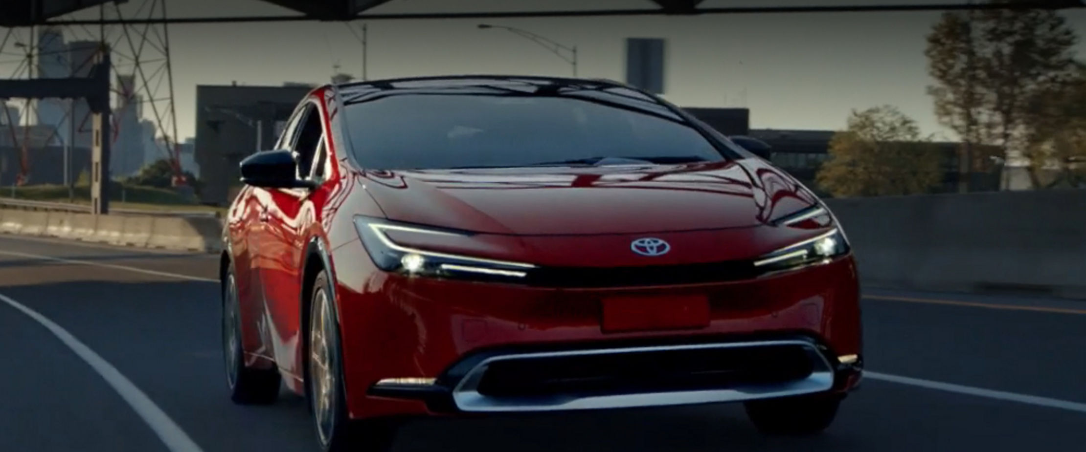 styleguide_video_self_hosted_covertoyota-electrification-video-ev-campaign-m